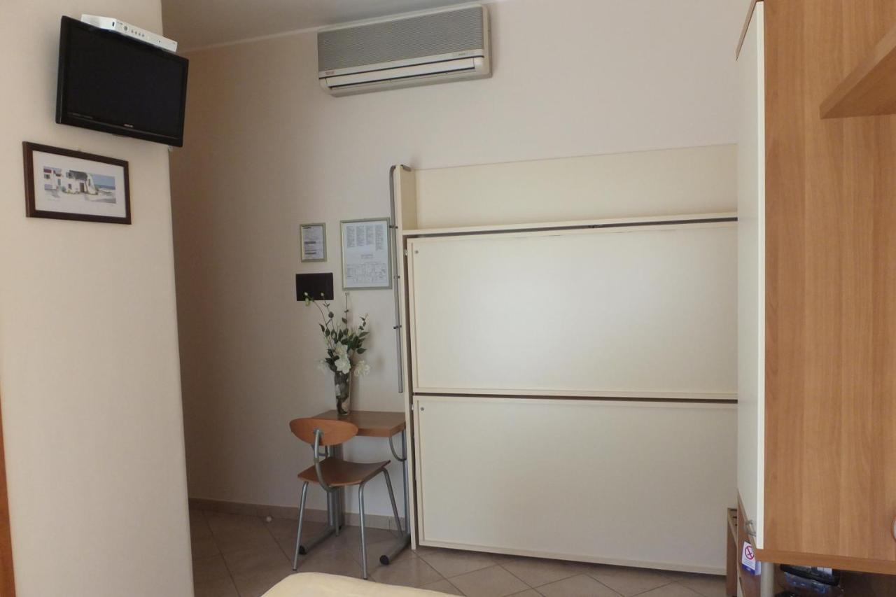 Hotel Nettuno Соттомаріна Екстер'єр фото
