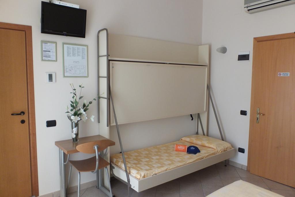 Hotel Nettuno Соттомаріна Номер фото