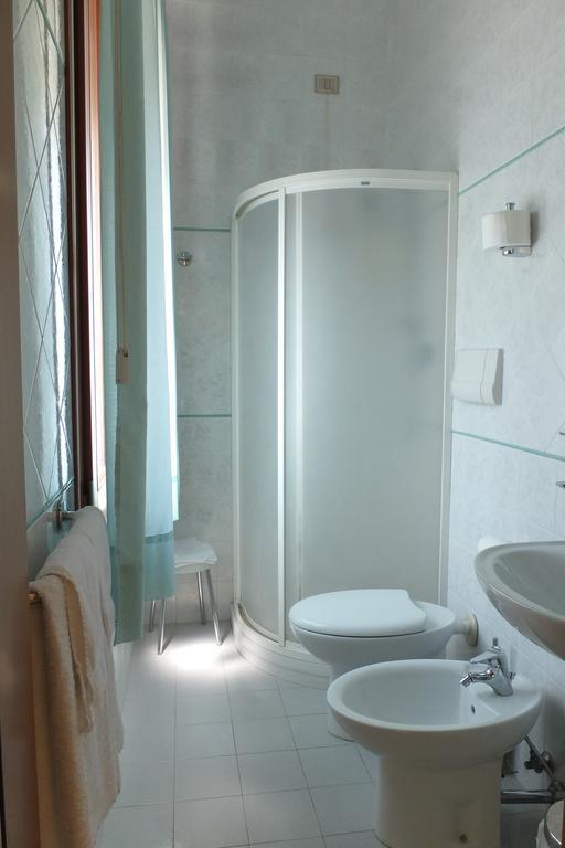 Hotel Nettuno Соттомаріна Номер фото